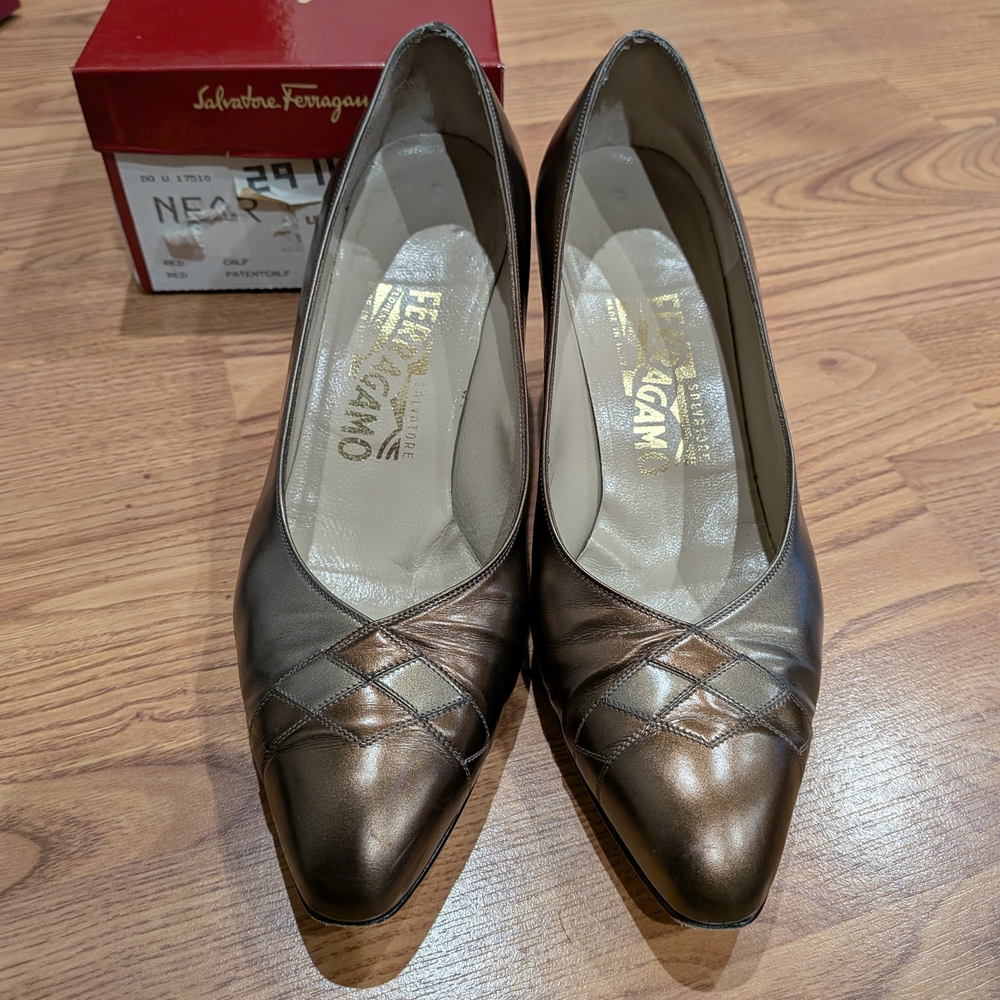 Salvatore Ferragamo Brown Heels with Classic Design